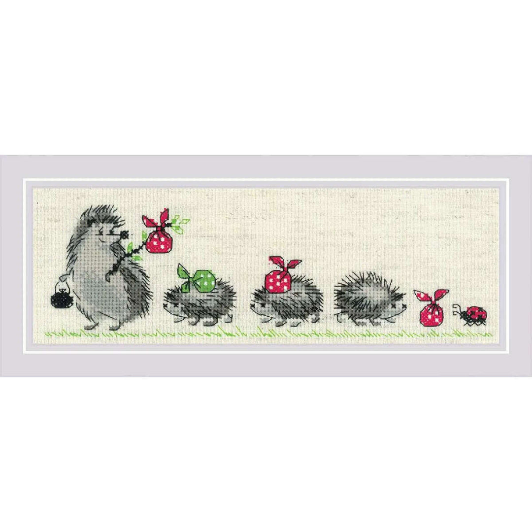 Hedgehogs R1711 Counted Cross Stitch Kit