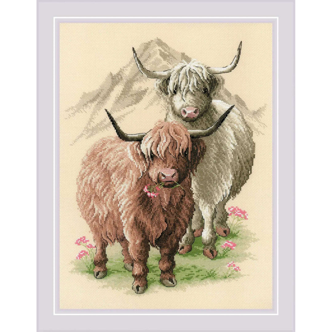 Highland Buddies R2090 Counted Cross Stitch Kit