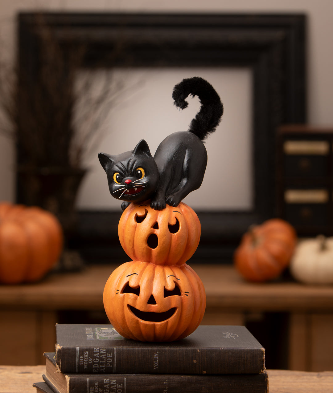 Small Pumpkin Stack Black Cat by Bethany Lowe Designs, halloween decor