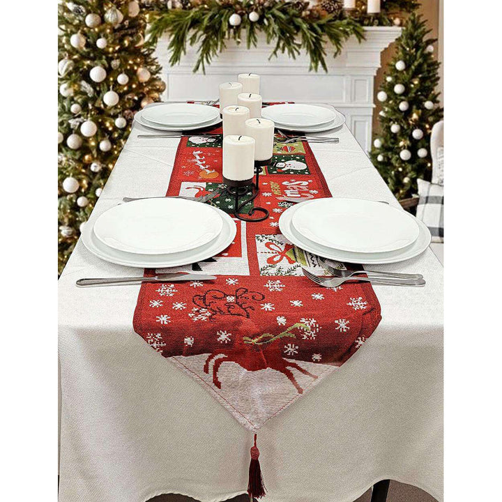 Holiday Patchwork Christmas Table Runner F07M5-8D