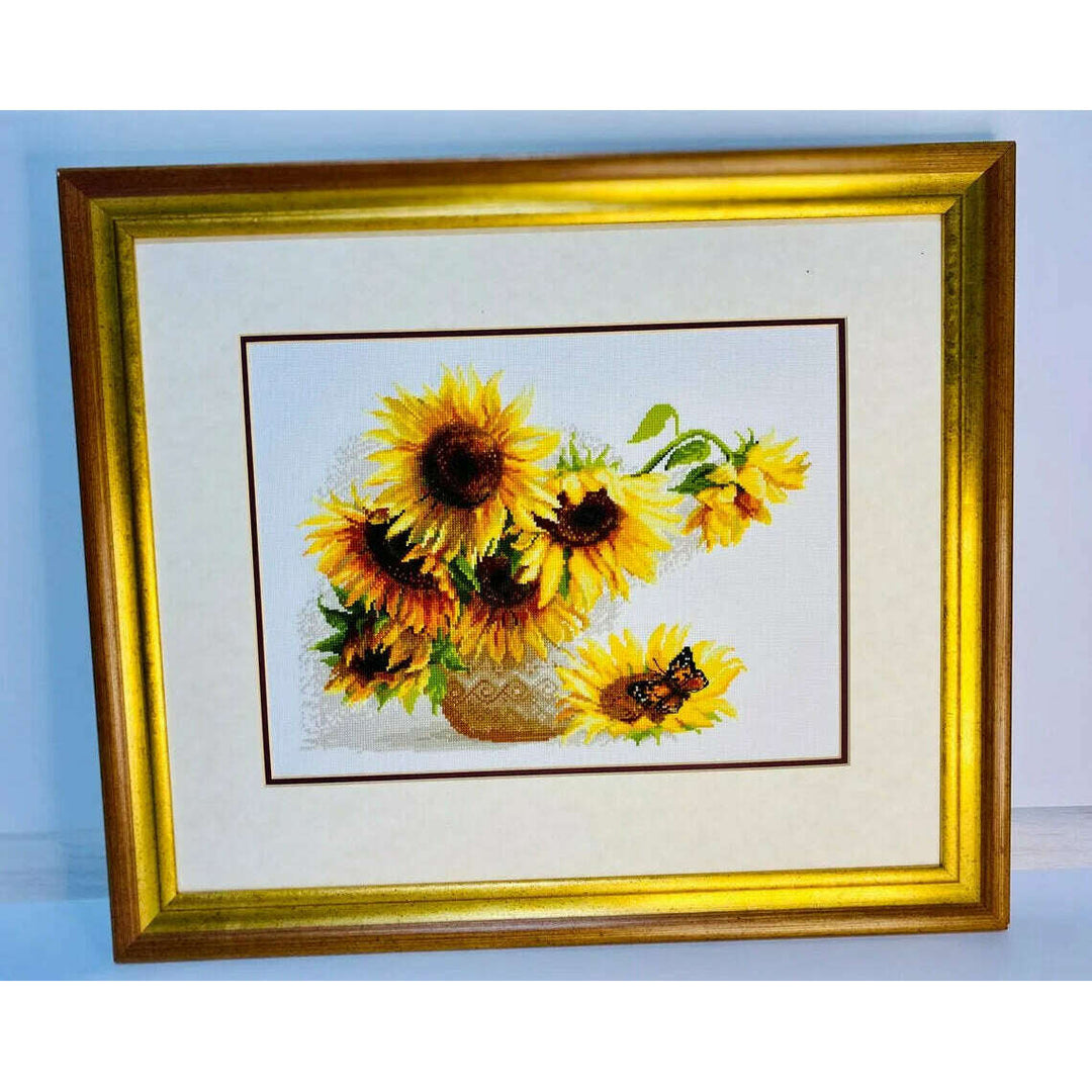 Hot Summer R1488 Counted Cross Stitch Kit