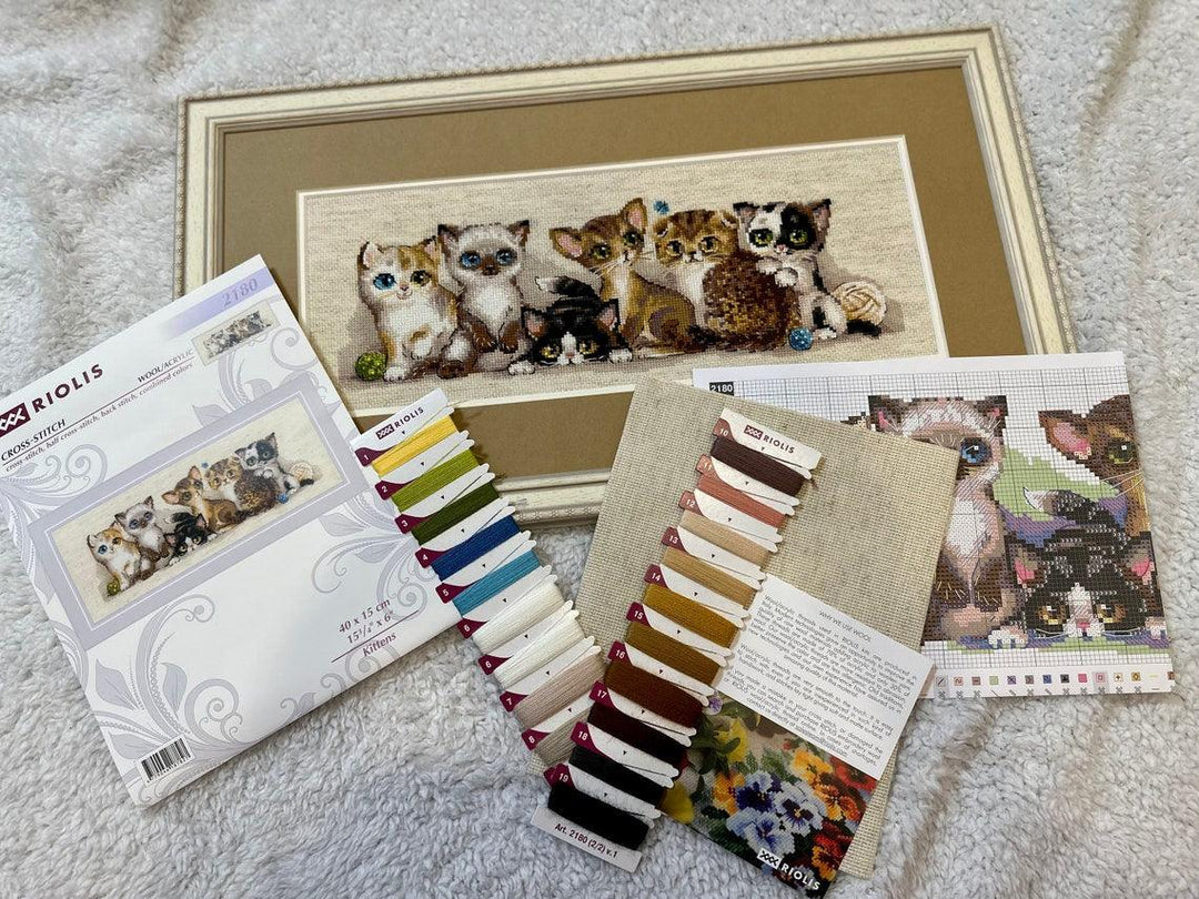 Kittens R2180 Counted Cross Stitch Kit