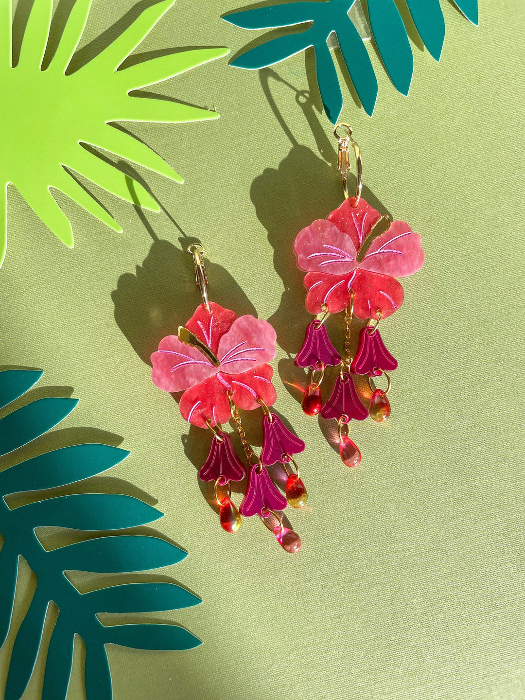 Hibiscus Dangle