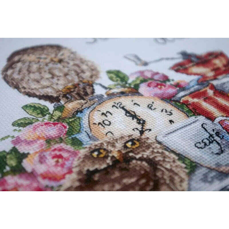 It's coffee o'clock K-83 Counted Cross-Stitch Kit