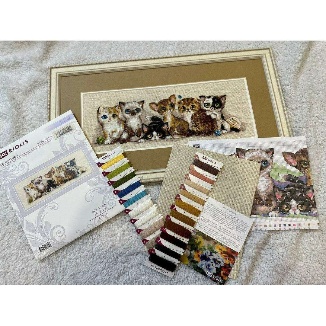 Kittens R2180 Counted Cross Stitch Kit