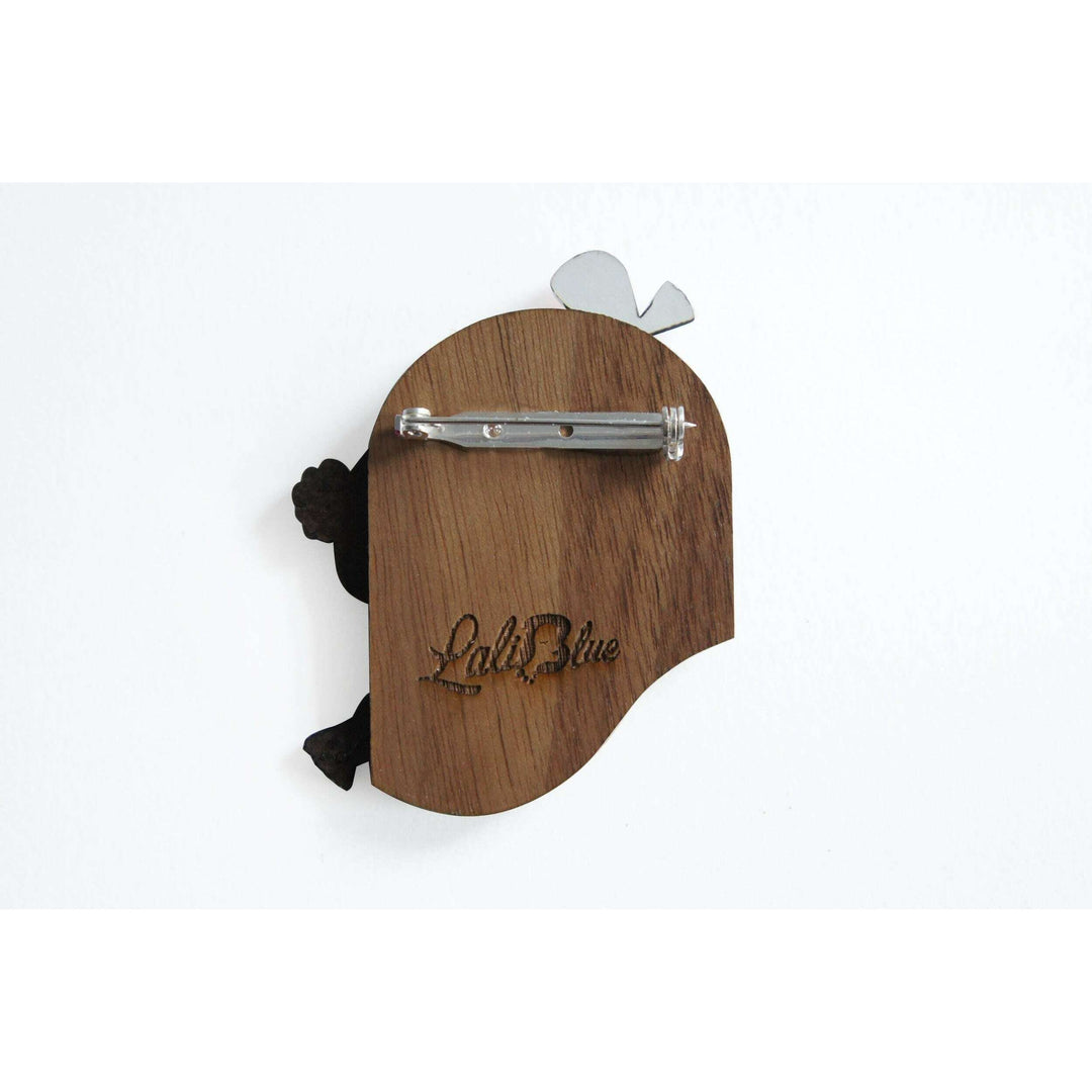 Kiss Me Under the Mistletoe Brooch by Laliblue