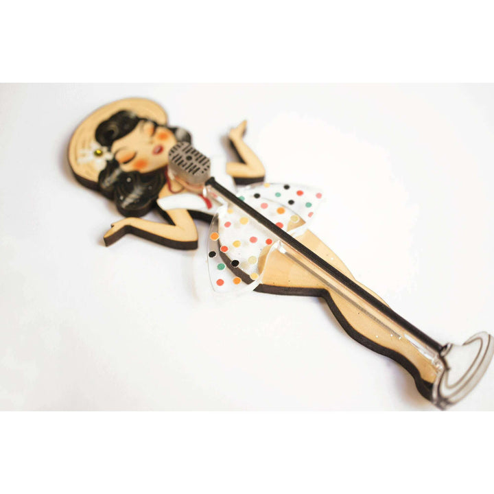 Pin Up Singer w/ Victrola Brooch by Laliblue