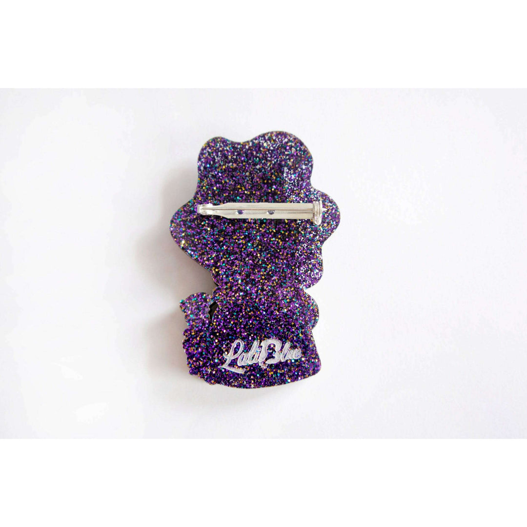 Witch Reading Tasseomancy Brooch by Laliblue