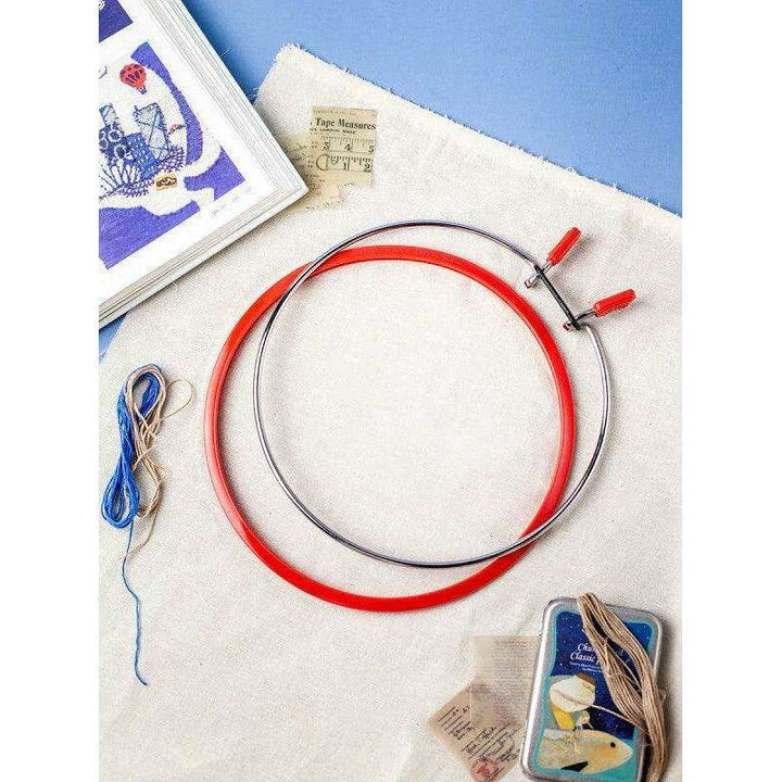 Large Spring Metal Embroidery Hoop Nurge 160-1 Deep Red