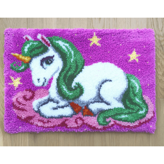 Latch-hook Carpet Kit on canvas Unicorn 4158
