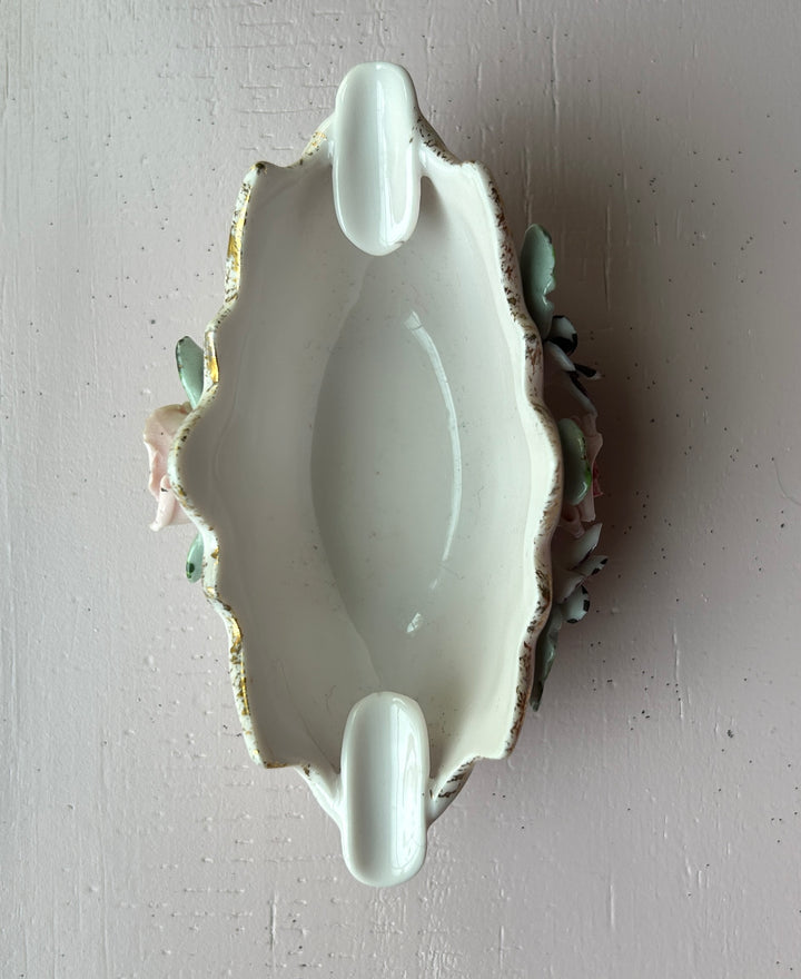 Lefton trinket dish interior