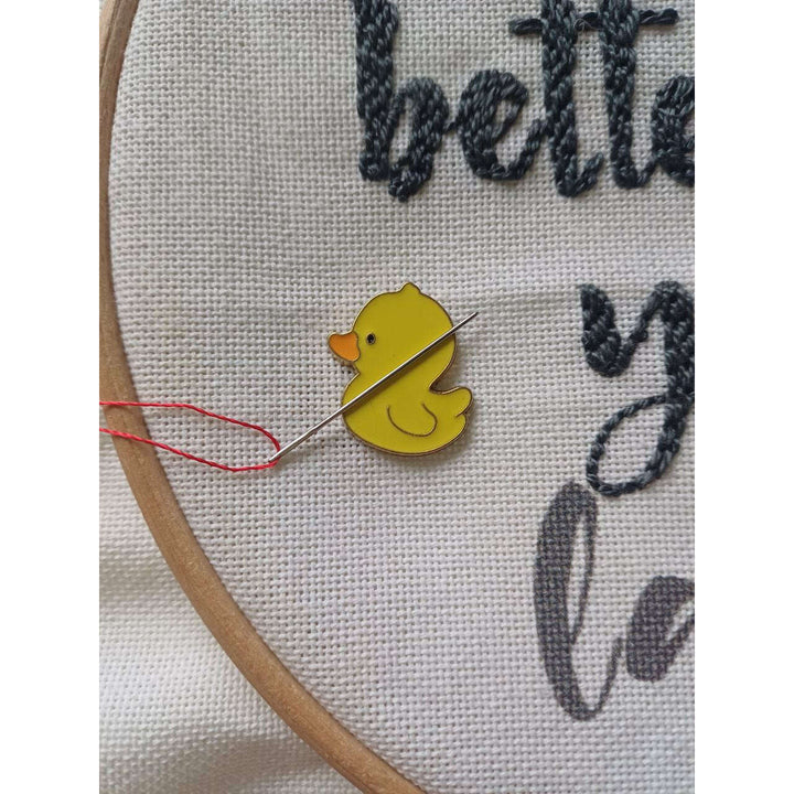Little Duck Magnetic Needle Minder F07M10-6 Duck