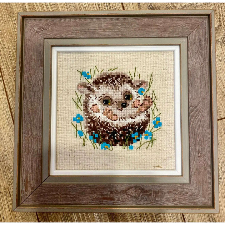 Little Hedgehog R1753 Counted Cross Stitch Kit