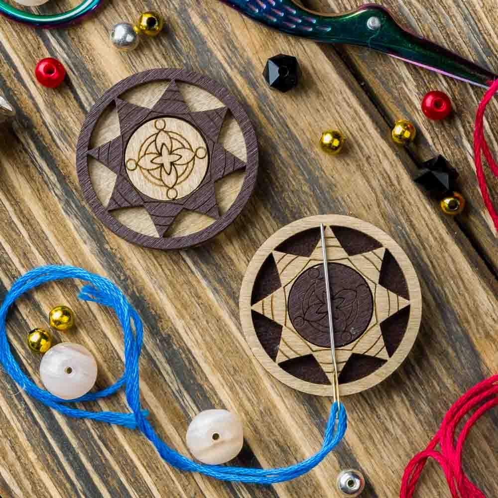 Magnetic double-sided needle holder FLMH-035(W)