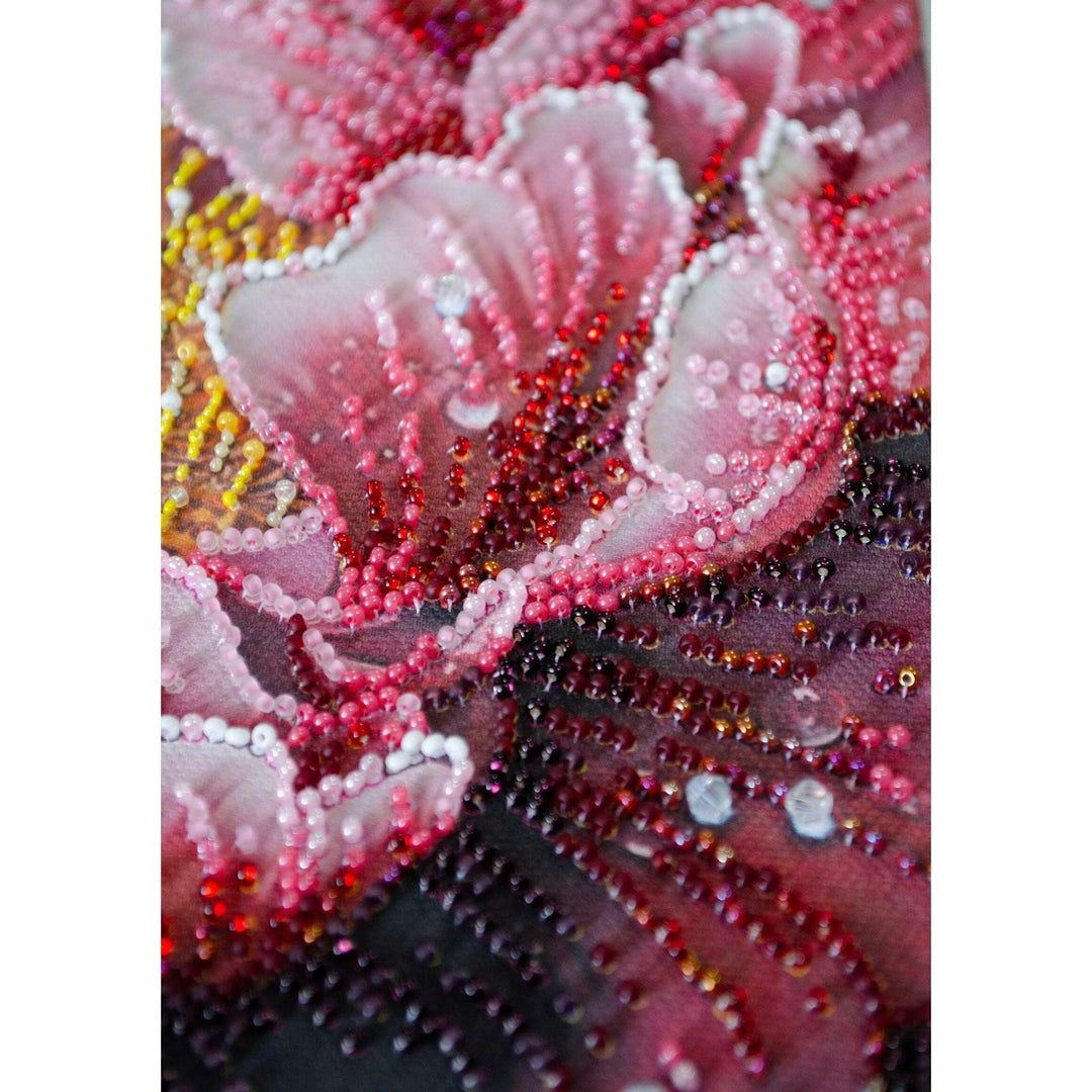 Main Bead Embroidery Kit - Dew's Kiss AB-951