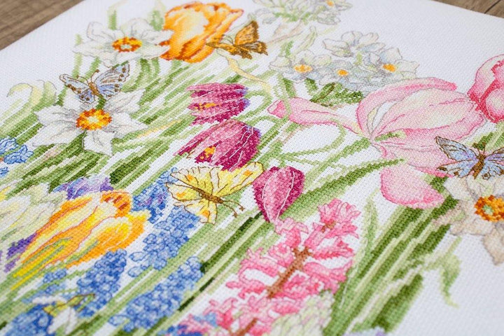 March Bouquet B2388L Counted Cross-Stitch Kit