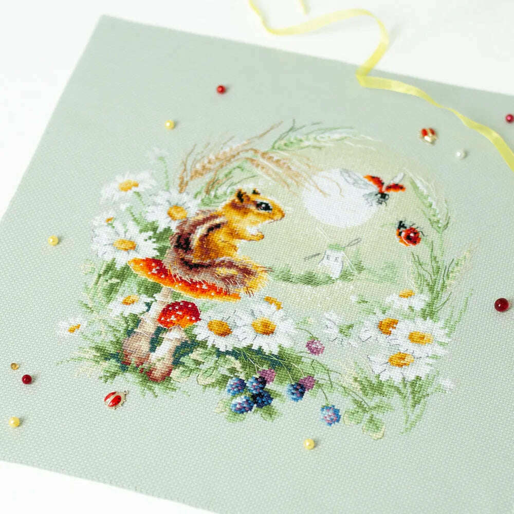 Meadow Stories. Chipmunk 510-353 Counted Cross-Stitch Kit