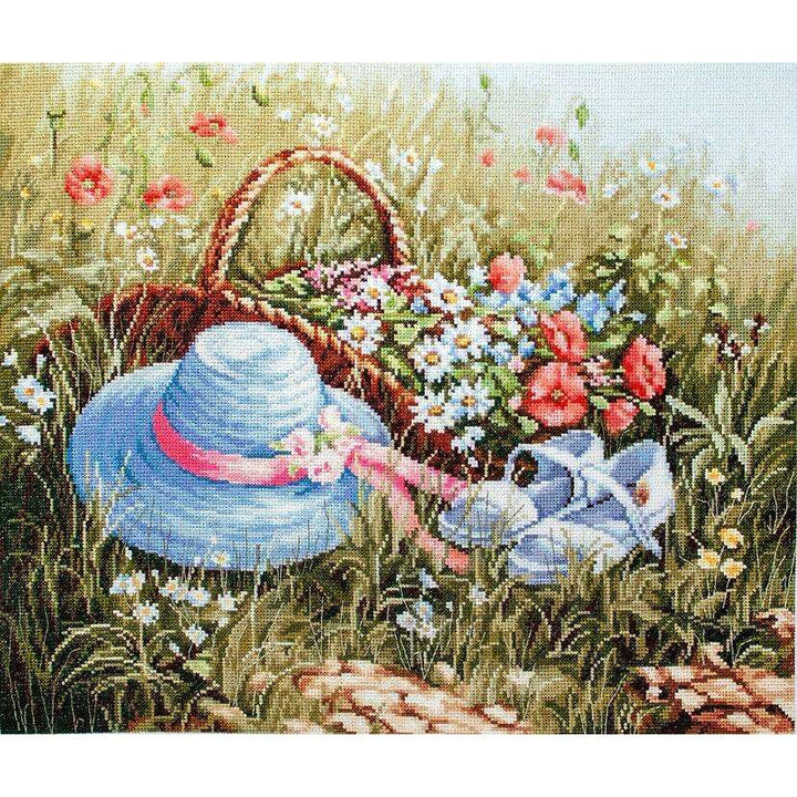 Meadow with poppies BU4020L Counted Cross-Stitch Kit