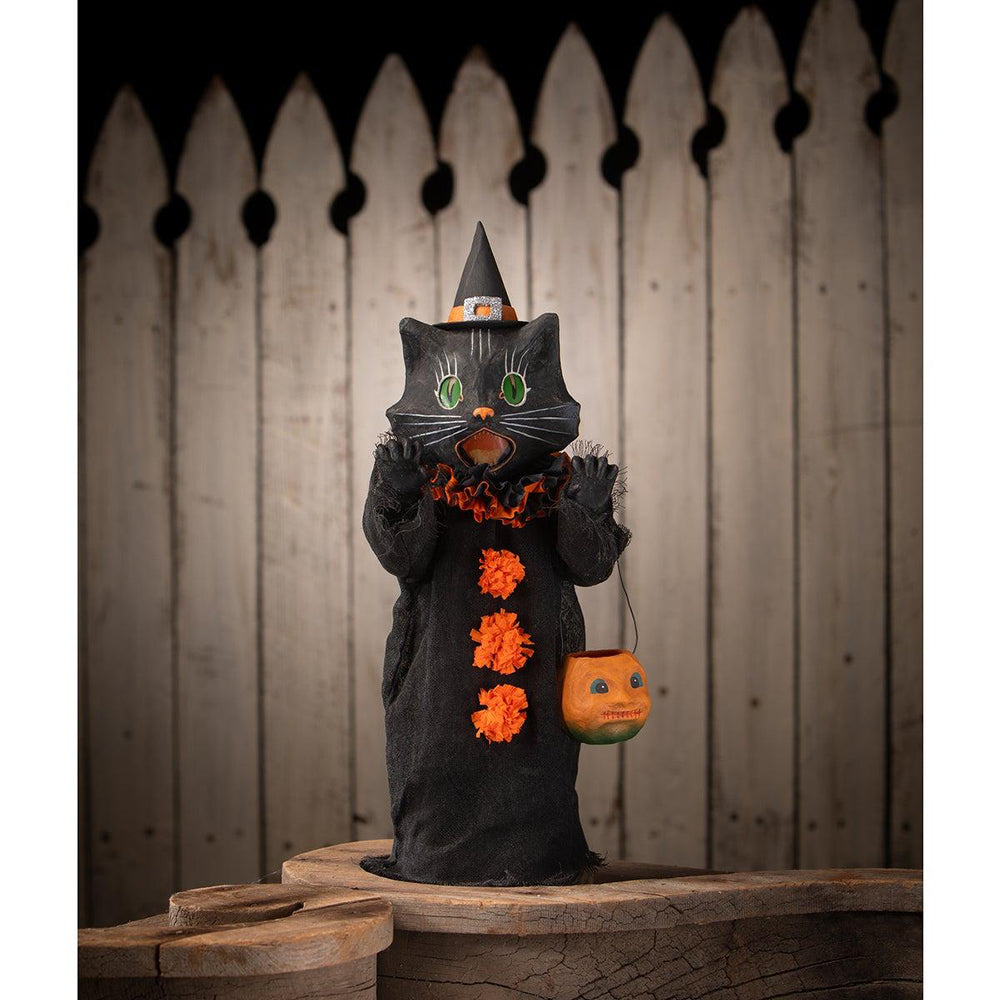 Medium Scaredy Cat Ghoul by Bethany Lowe Designs image