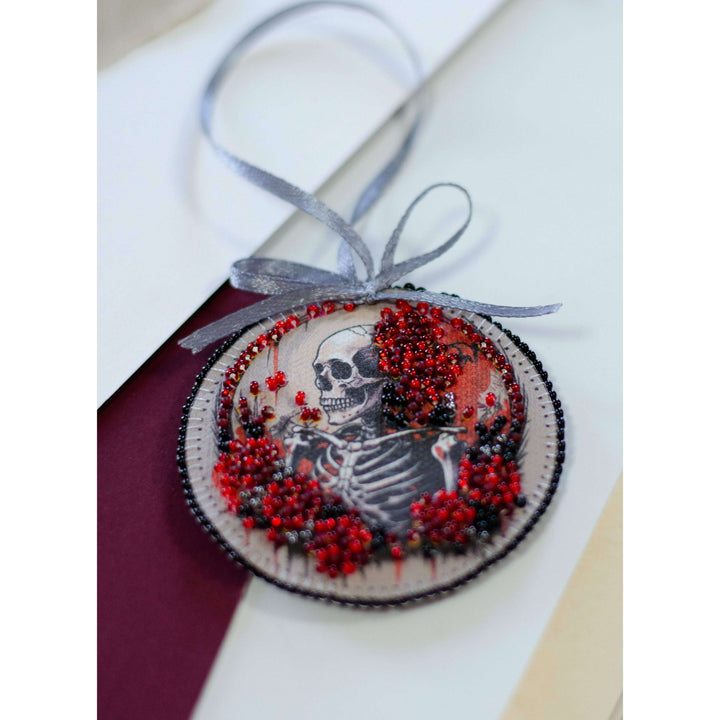 Mini Bead Embroidery Kit Decoration - Eerie beauty ABT-038