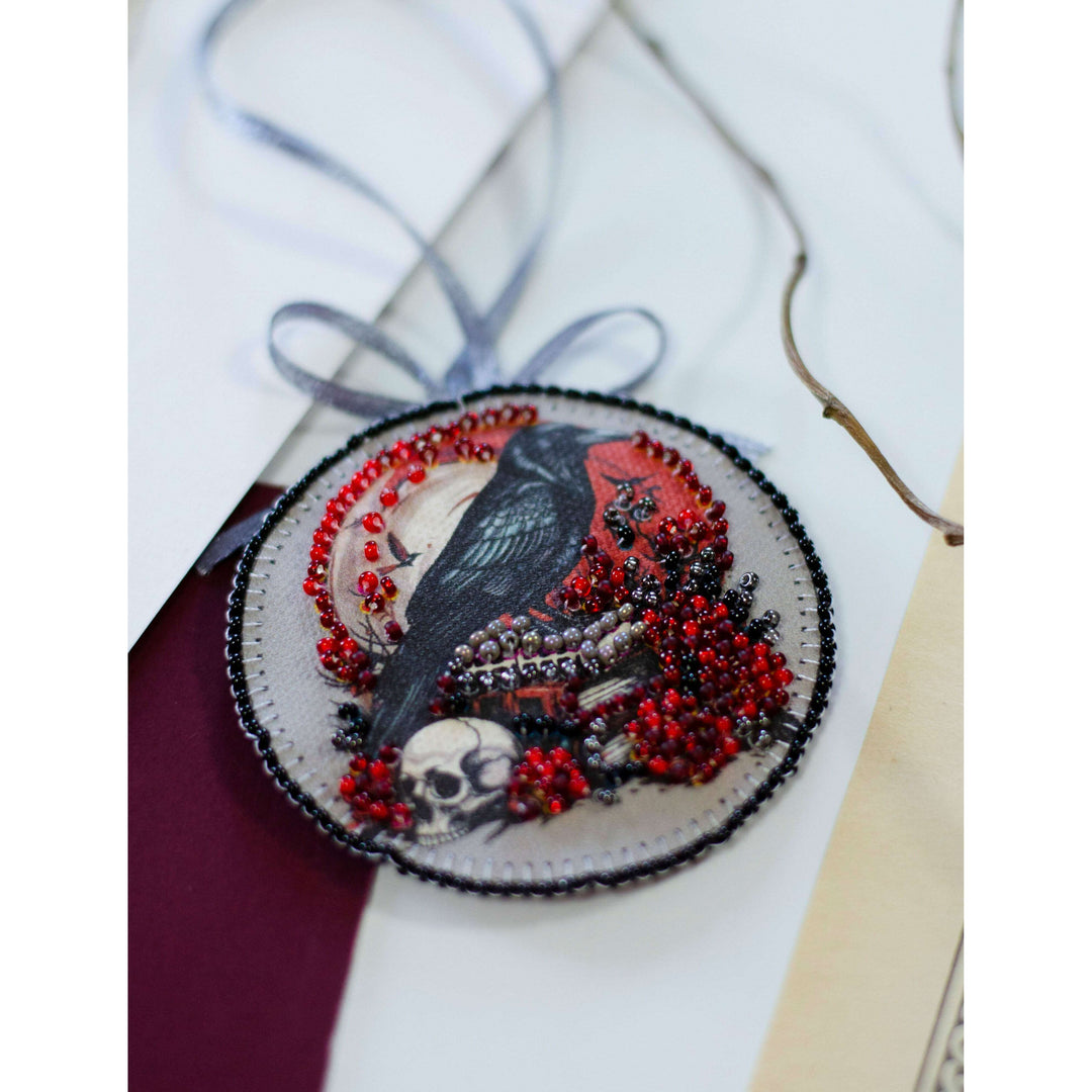 Mini Bead Embroidery Kit Decoration - Eerie beauty ABT-038