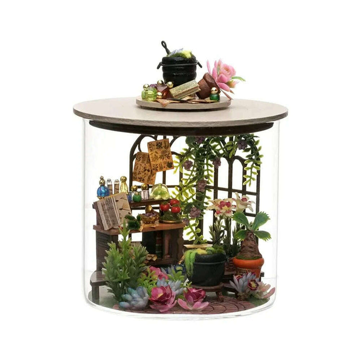 Miniature Wizardi Roombox Kit - Magic Garden Dollhouse Kit