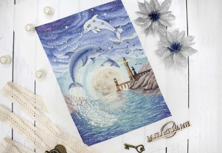 Moon Bay SNV-673 Counted Cross Stitch Kit