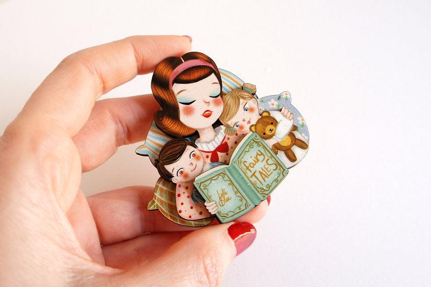 Mother's Day brooch by LaliBlue - Quirks!