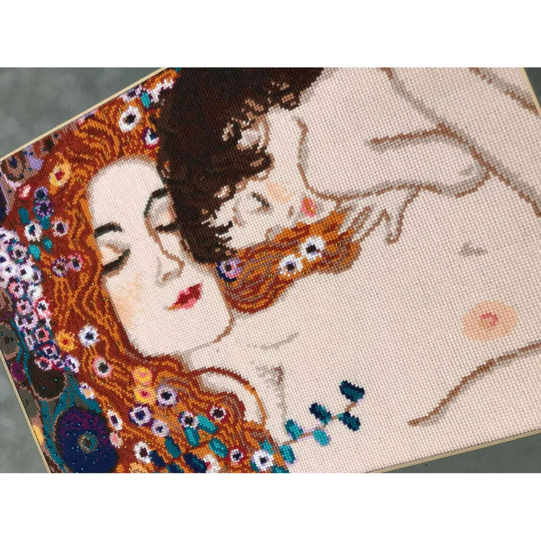 Motherly Love after G. Klimt`s Painting  R916 Counted Cross Stitch Kit