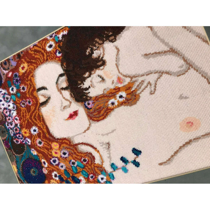 Motherly Love after G. Klimt`s Painting  R916 Counted Cross Stitch Kit