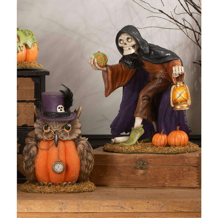 Mr. Hootsworth by Bethany Lowe Designs – view 4