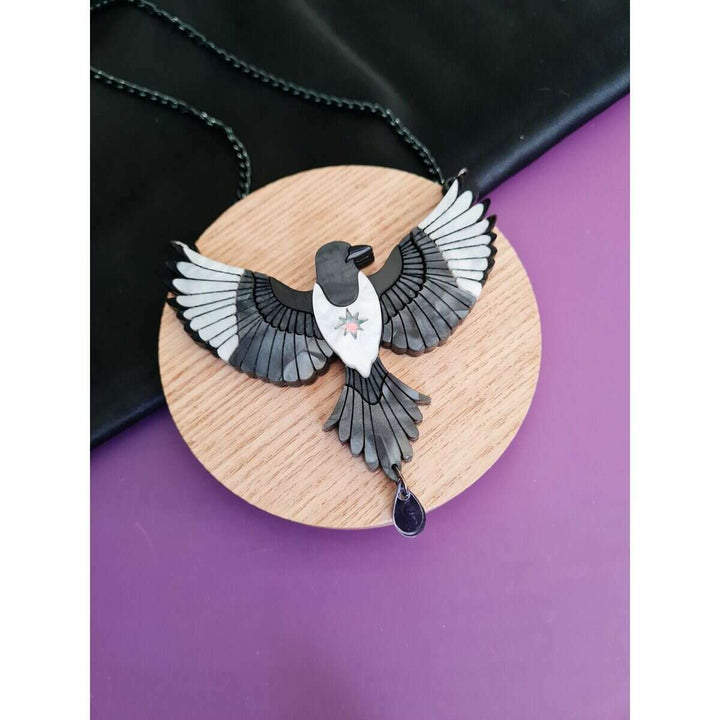 Mystic magpie brooch or necklace 2