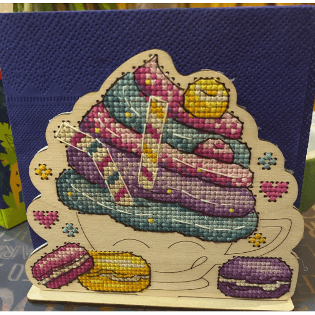 Napkin Holder Cake O-023 Counted Cross Stitch Kit on Plywood