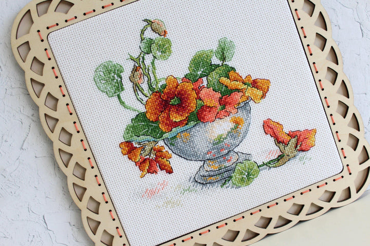 Nasturtium SM-610  Counted Cross Stitch Kit
