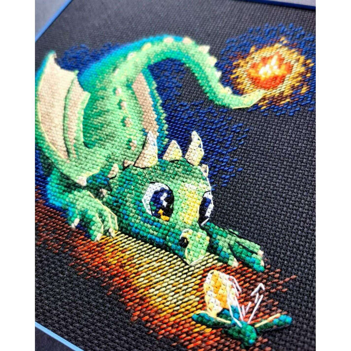 Naughty Sparkles R2160 Counted Cross Stitch Kit