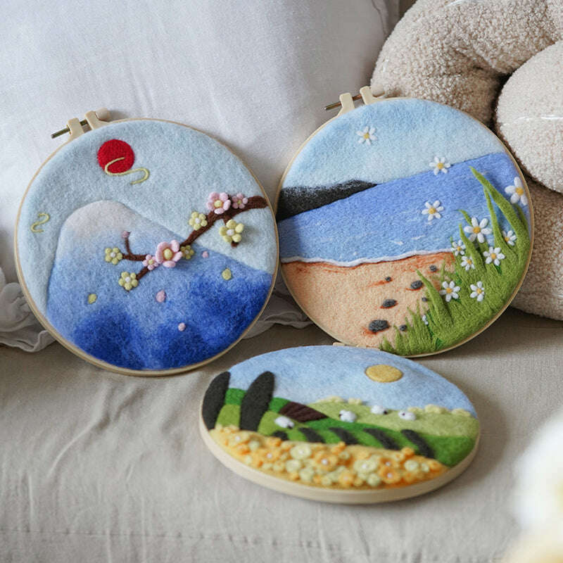 Needle Felting Kit - Spring Meadow Hills. Wizardi DIY Wool Craft Kit F07N8-W349