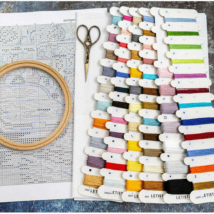 New York Times Square L8222 Counted Cross Stitch Kit
