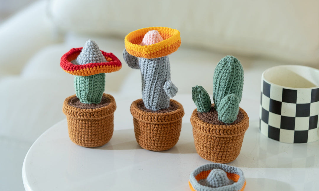 Cacti Amigurumi DIY Crochet Kit Wizardi F07N8-M191-M193