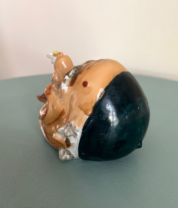 Old man ashtray back with black cap