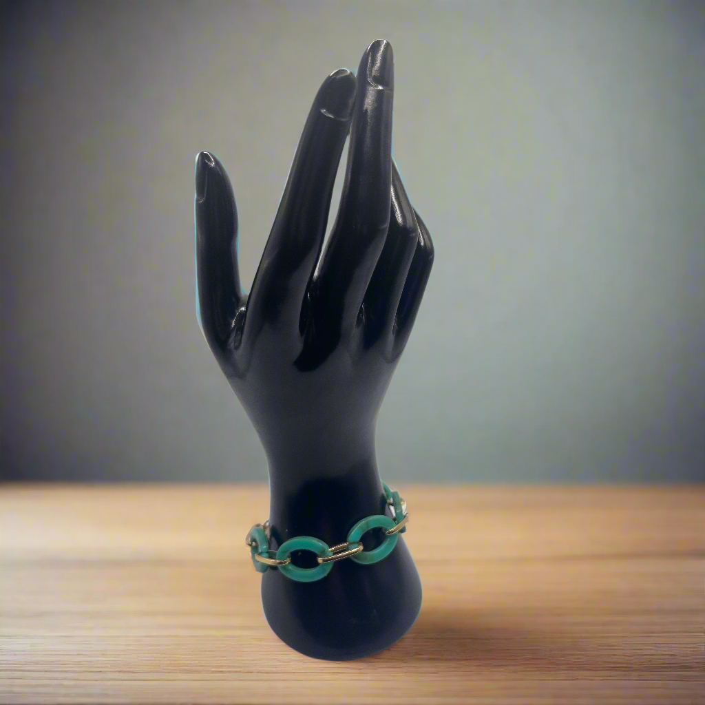 Golden Hour Oval Link Bracelet in Three Colors