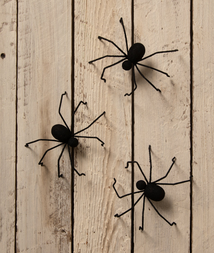 Black Flocked Creepy Crawler by Bethany Lowe Designs, image 2