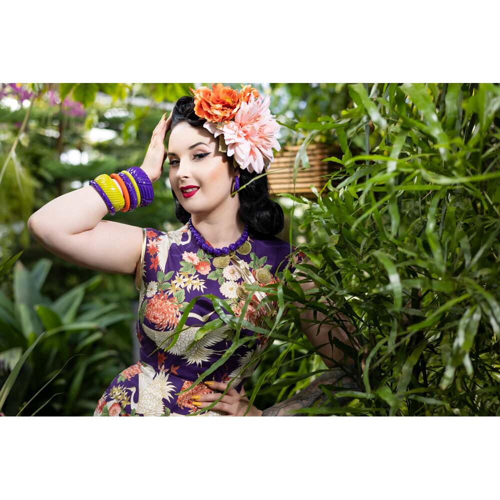 Paradise Heavy Carve Hoop Earrings by Splendette 1