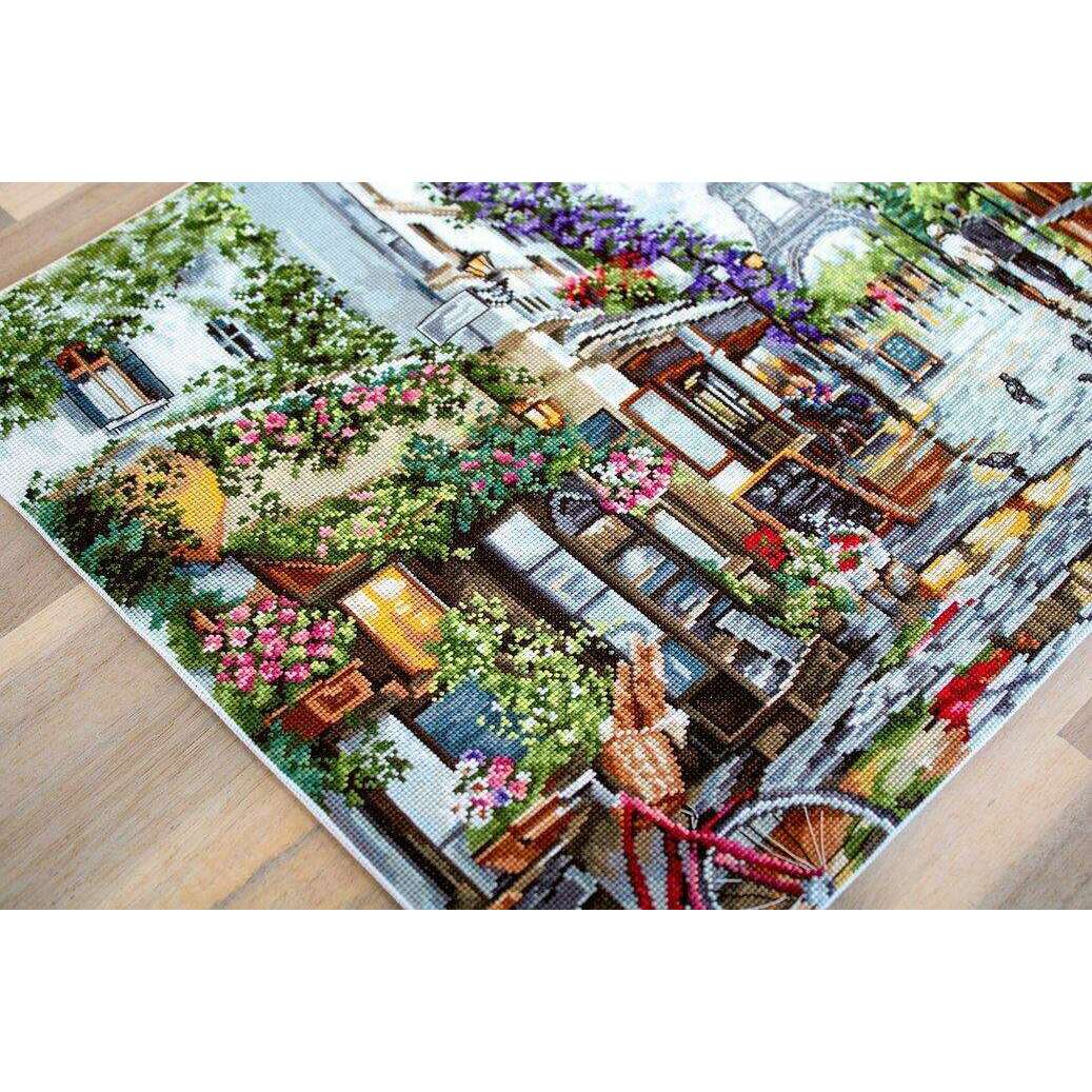 Paris in Flowers B2365L Counted Cross-Stitch Kit