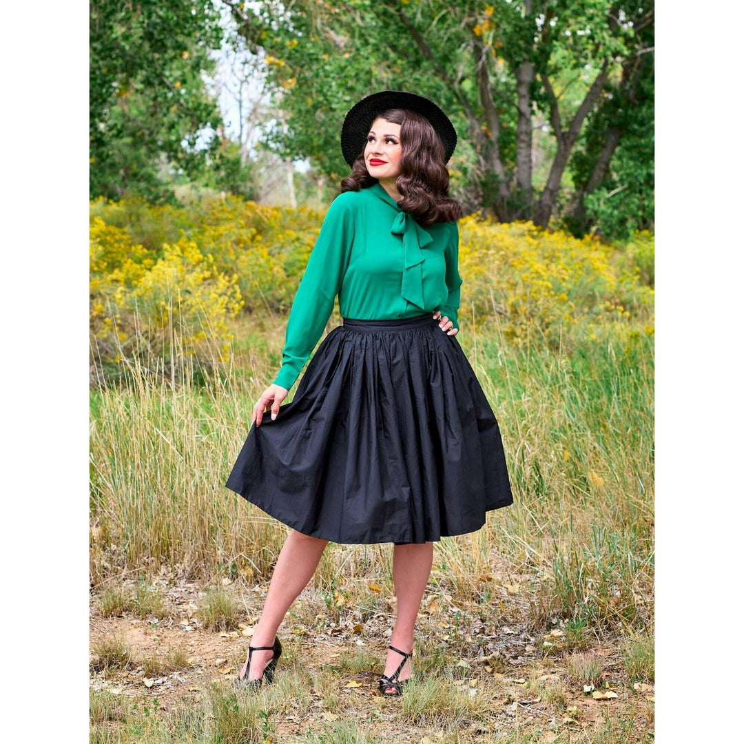 Peggy Swing Skirt in Black