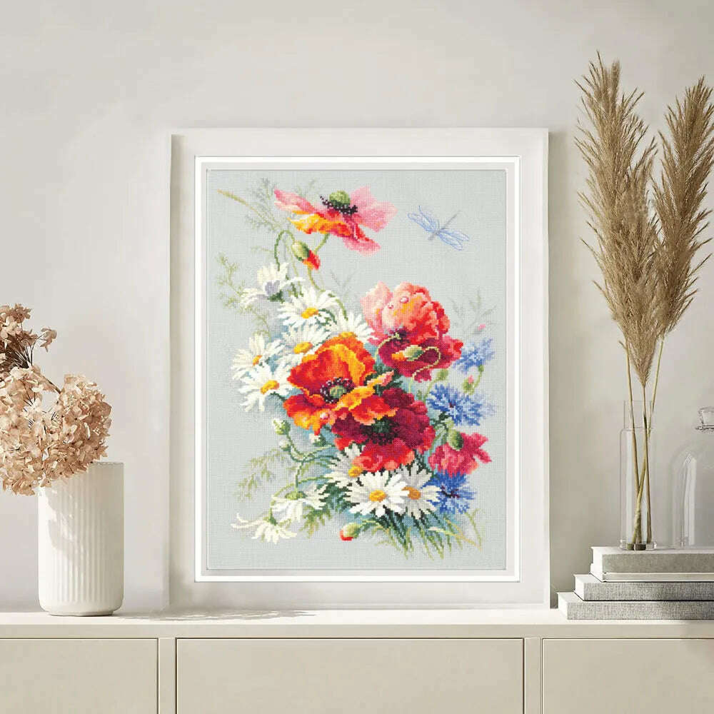 Poppies and Daisies 100-061 Counted Cross-Stitch Kit