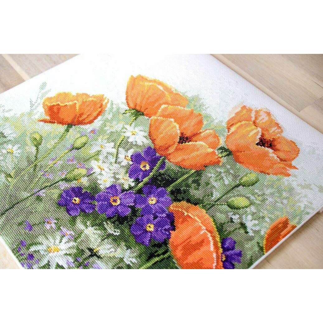 Poppies B2368L Counted Cross-Stitch Kit