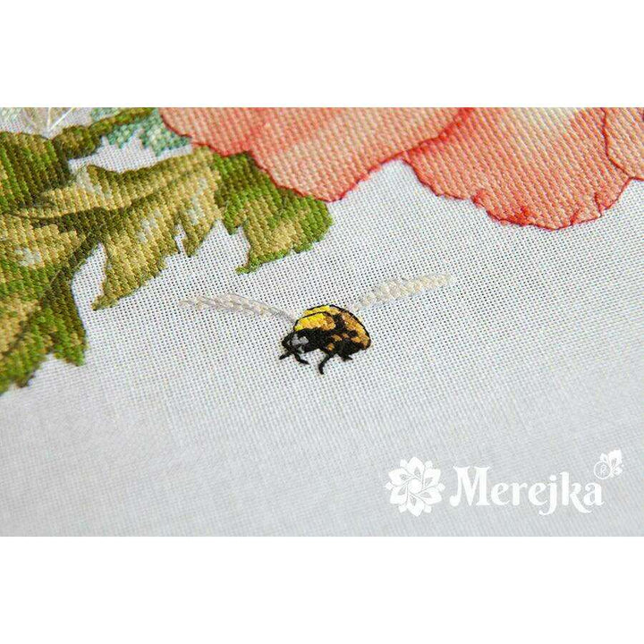 Poppies K-33 Counted Cross-Stitch Kit