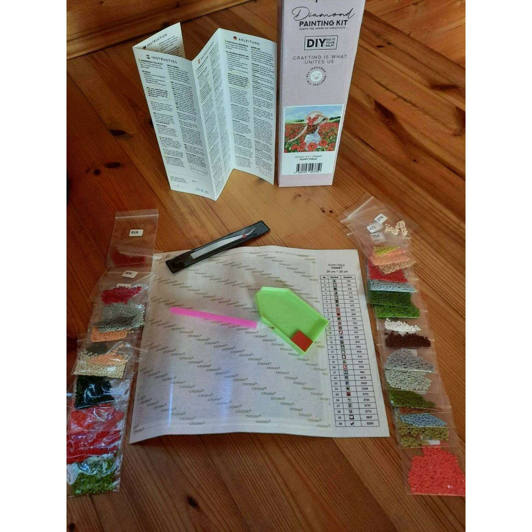 Poppy Field CS2627 7.9 x 7.9 inches Crafting Spark Diamond Painting Kit