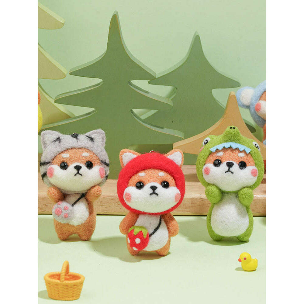 Puppy in Strawberry Costume Needle Felting Kit. Wizardi DIY Wool Craft Kit F07N8-6