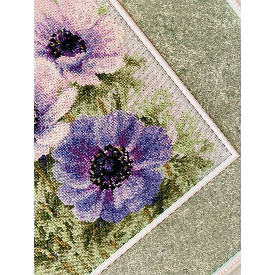 Purple Anemones R2176 Counted Cross Stitch Kit
